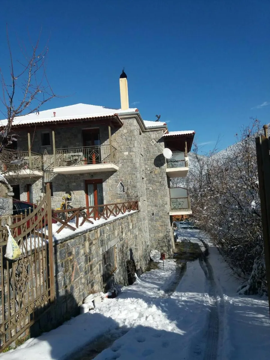 Ο ξενώνας στο χιόνι